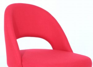 krzeslo-cutie-z-metalowymi-nogami949.jpg