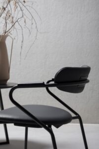 modernistyczne-drewniane-krzeslo-linea194.jpg