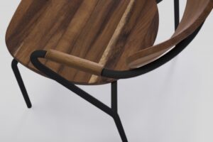 drewniane-krzeslo-lineae279.jpg