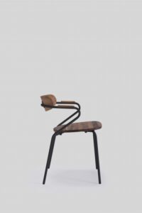 drewniane-krzeslo-lineae678.jpg