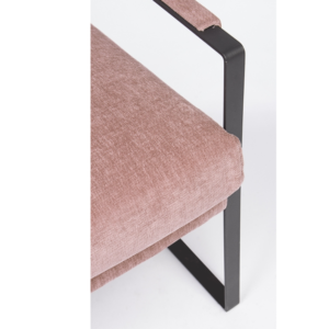 modernistyczny-fotel-isold-w-kolorze-rozowym943.png