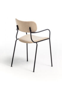 tapicerowane-krzeslo-kiyumi-fabric-ar-z-podlokietnikami289.jpg