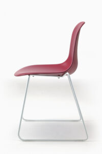 minimalistyczne-krzeslo-mani-plastic-sl141.jpg