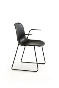 krzeslo-mani-plastic-ar-sl-z-podlokietnikami860.jpg