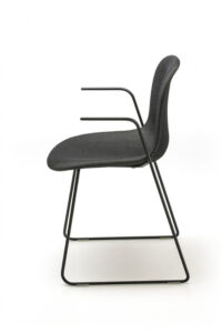 stylowe-krzeslo-tapicerowane-mani-fabric-ar-sl-z-podlokietnikami670.jpg