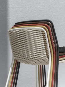 minimalistyczne-krzeslo-randa-nude589.jpg