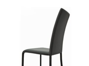 krzeslo-tapicerowane-dora-idealnie-pasuje-do-nowoczesnego-salonu-import-wlochy438.jpg