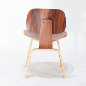drewniane-krzeslo-baltika-w-stylu-bauhaus-do-jadalni830.jpg